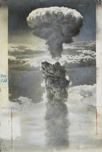 Nagasaki mushroom cloud